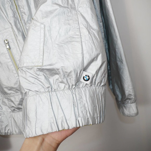BMW Silver Light Weight Reflective Jacket Size 6 - Picture 6 of 12